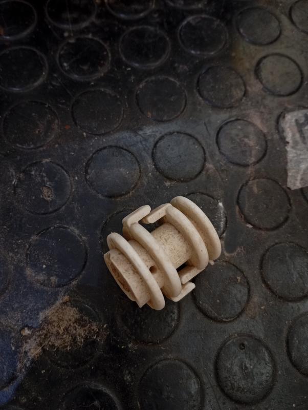 AISLADOR PLASTICO P BOYERO