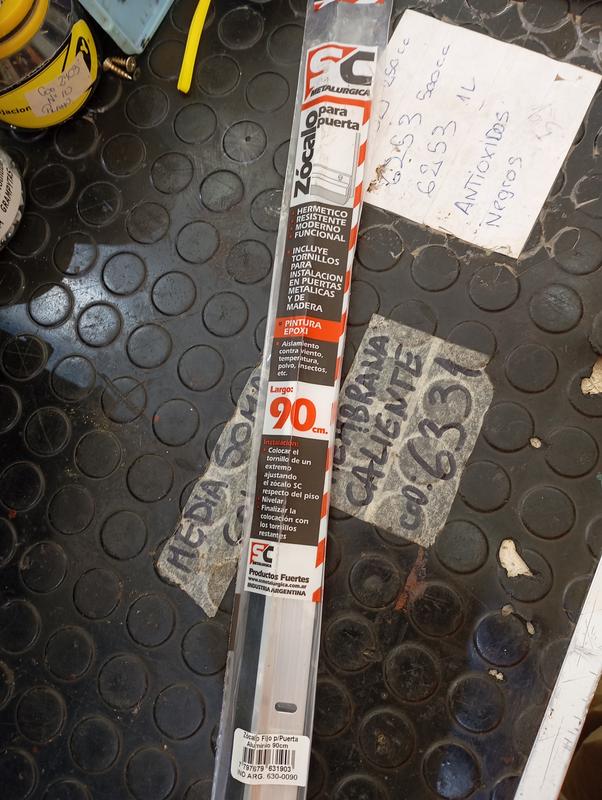 ZOCALO DE ALUMINIO 90CM EXTENDER