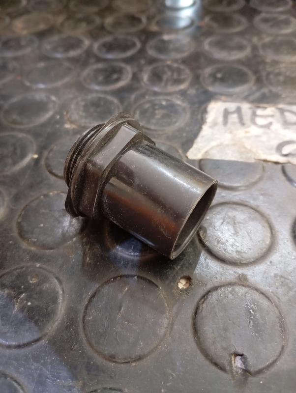 CONECTOR PLASTICO NEGRO 7/8