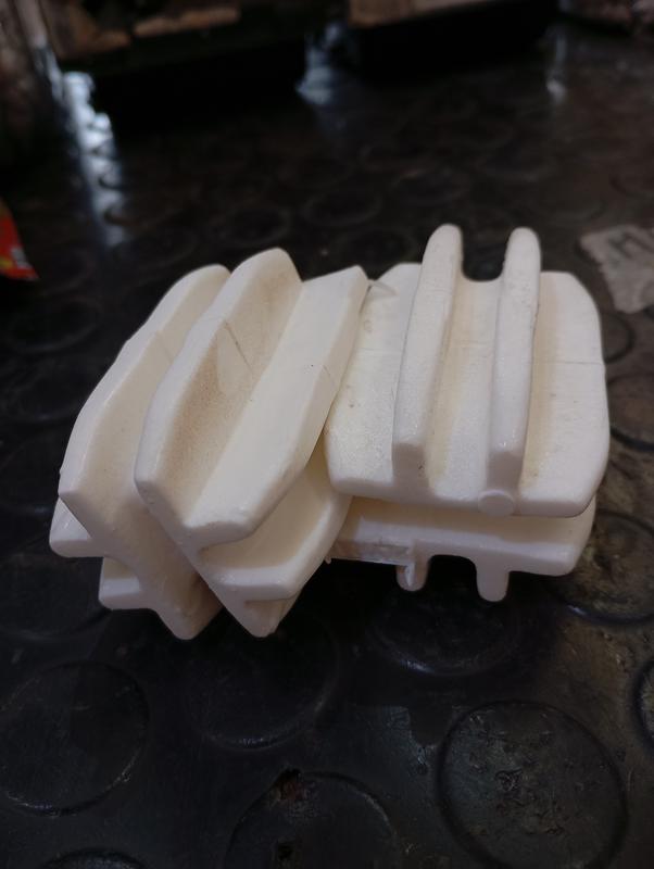 AISLADOR RIENDA P/ELECT