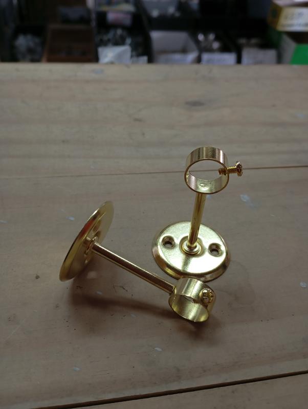 SOPORTE CORTINA SOLDADO 1/2! LARGO CERRADO