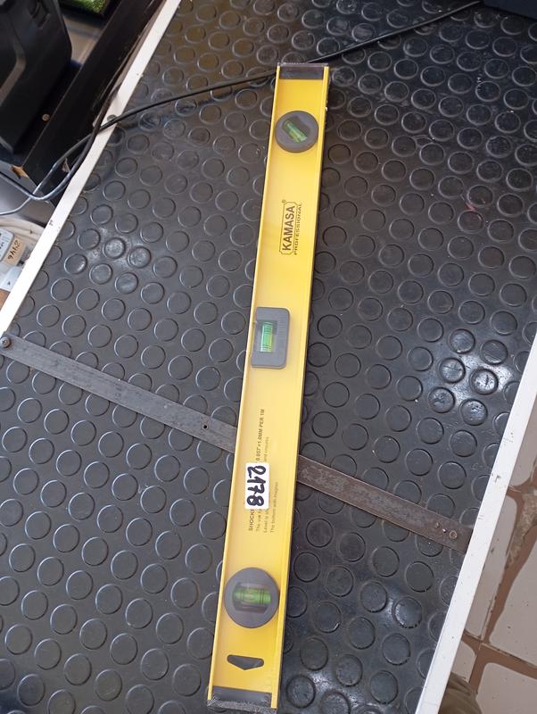 NIVEL DE MANO C IMAN N24