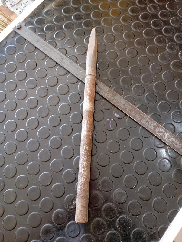 CORTA HIERRO NEGRO PLANO Y PUNTA