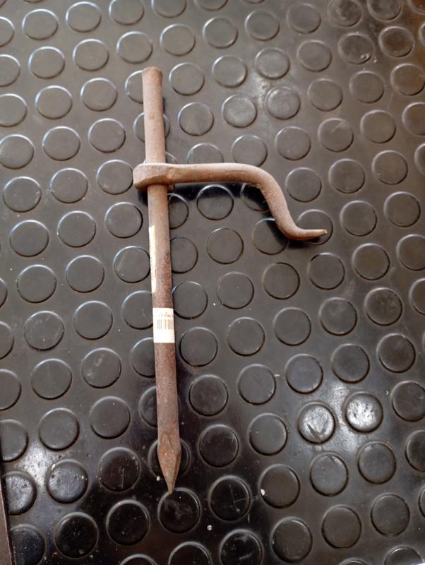 CLAVO ALBAÑIL NACIONAL ACERO TIPO "L"