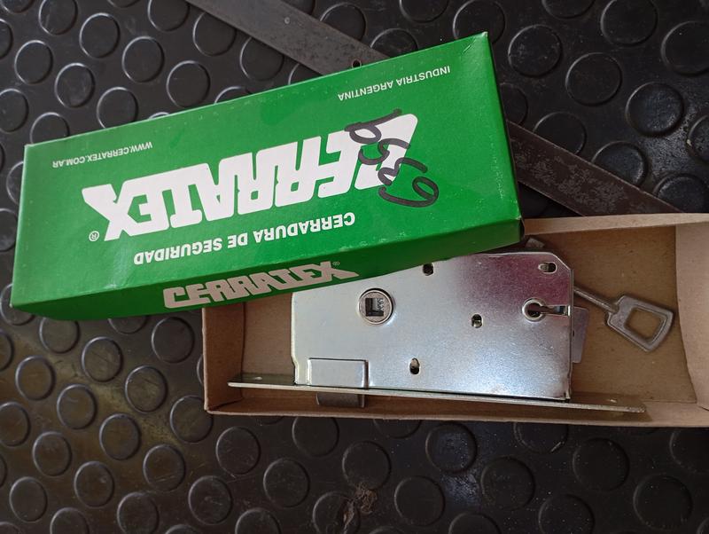 CERRADURA PUERTA PLACA CERRATEX