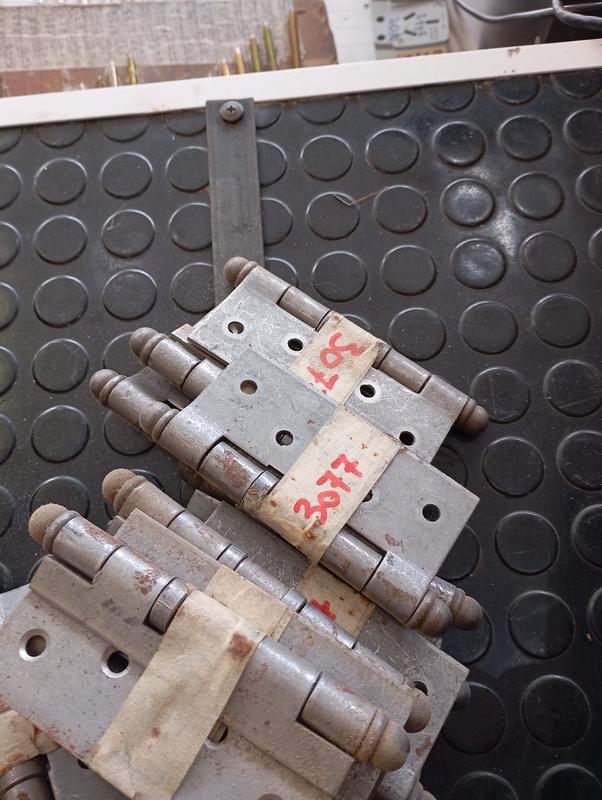 BISAGRA MUNICION MIXTA 100 88 9 DERECHA