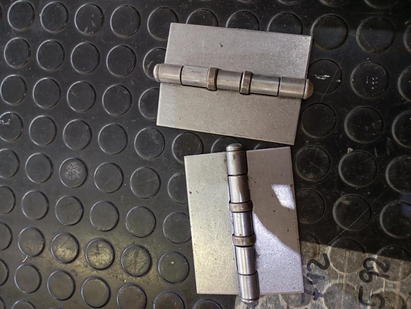 BISAGRA MUNICION P/HERRERO 100 75 REF IRMA