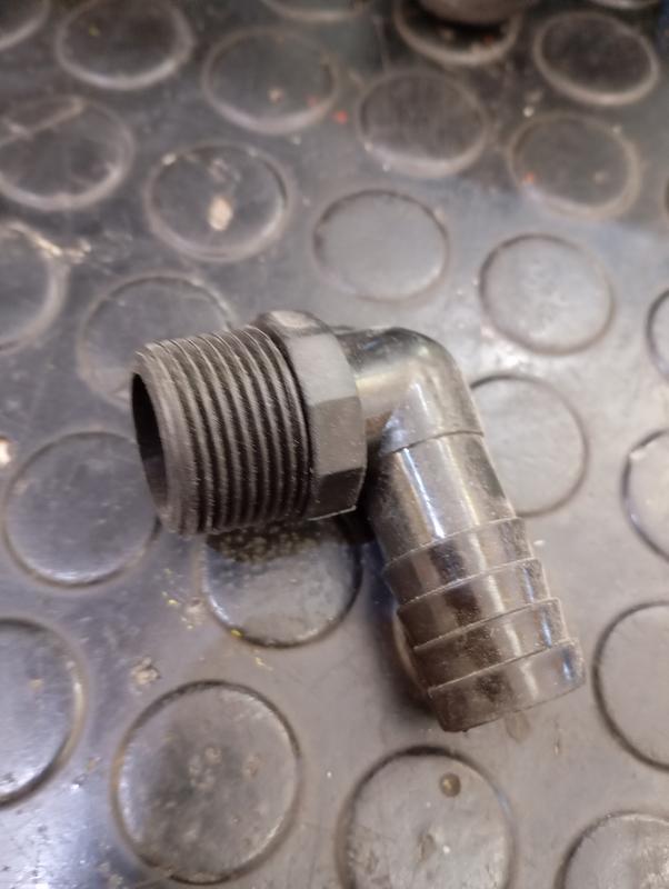 ESPIGA CODO ROSCA MACHO 3 4